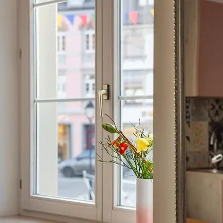 Apartment 6
