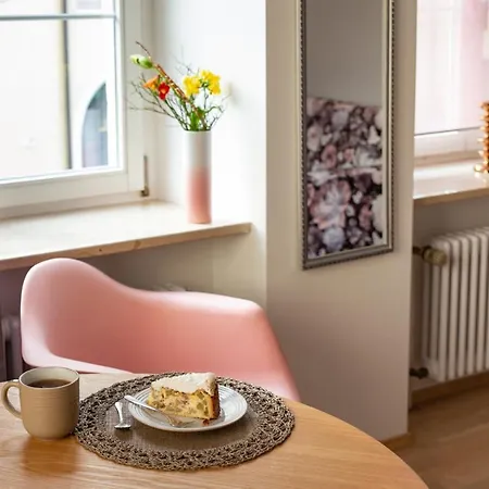 Apartment 6 *