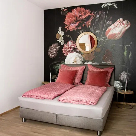 Apartment 6